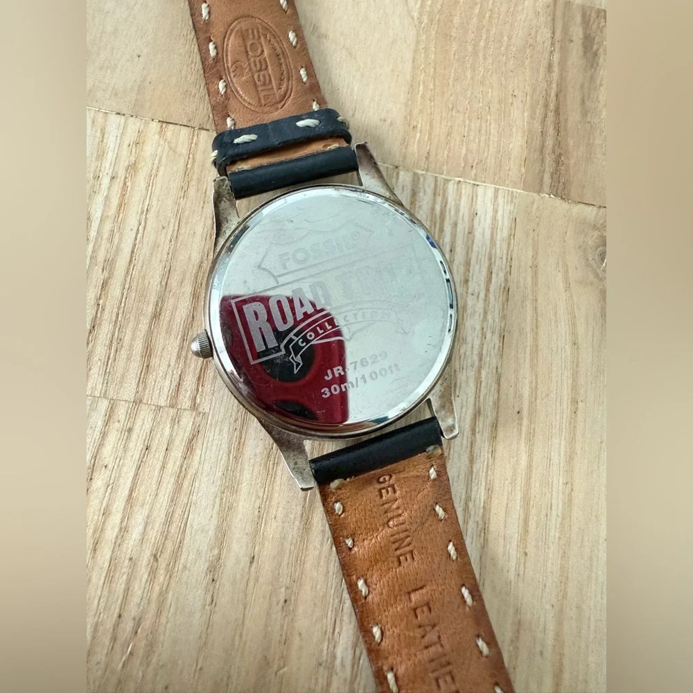 Vintage fossil roadtrip collection baseball theme leather watch NEW BATTERY